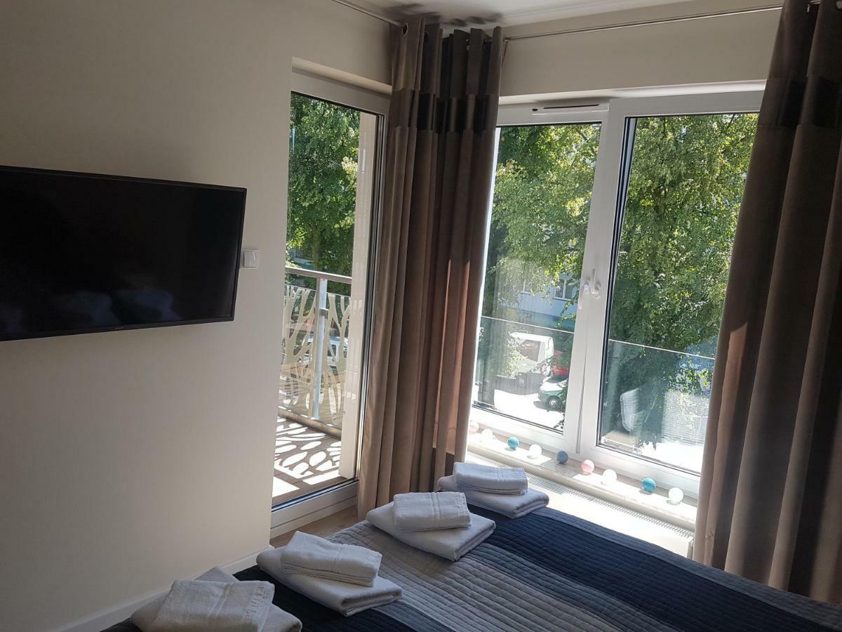 Apartament Baltyk Nadmorskie Tarasy Z Parkingiem Kołobrzeg Eksteriør bilde