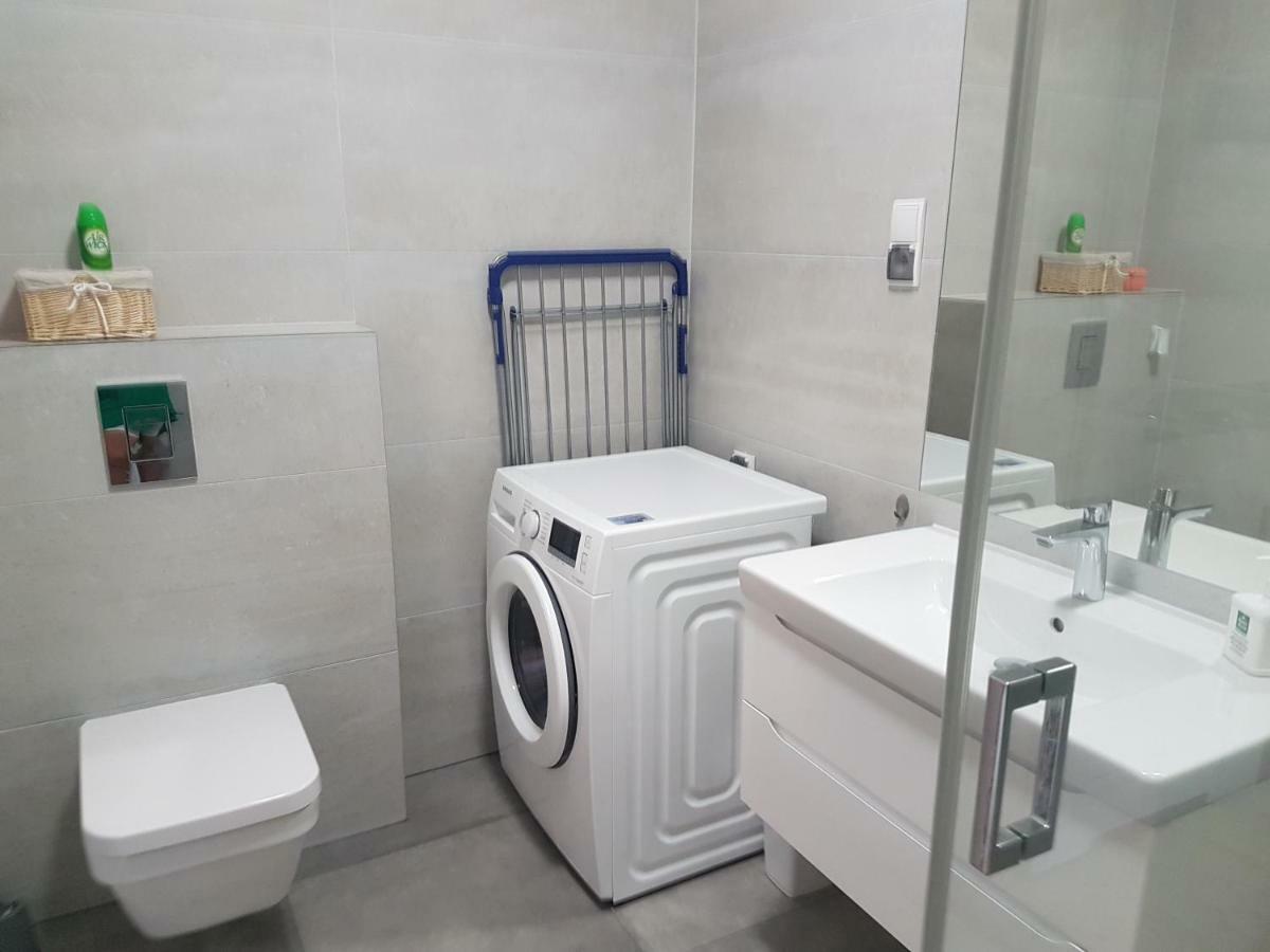 Apartament Baltyk Nadmorskie Tarasy Z Parkingiem Kołobrzeg Eksteriør bilde