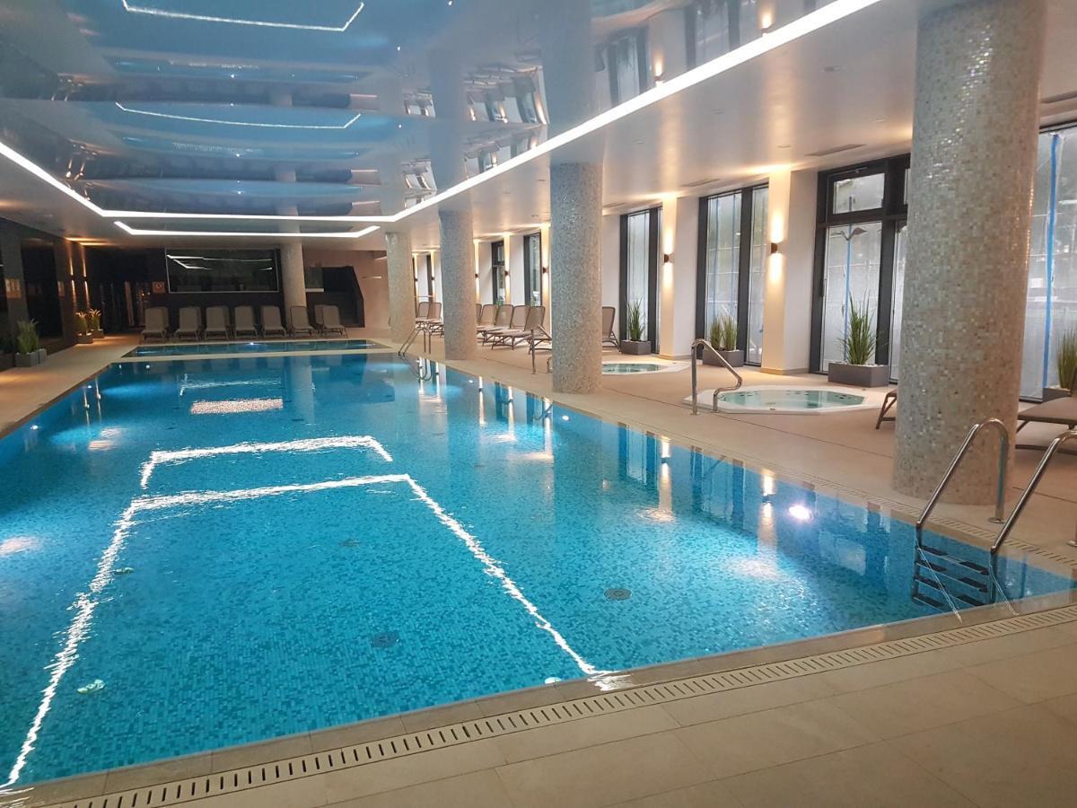Apartament Baltyk Nadmorskie Tarasy Z Parkingiem Kołobrzeg Eksteriør bilde